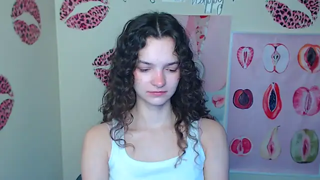  SusieSu  online show from 12/20/25, 07:15