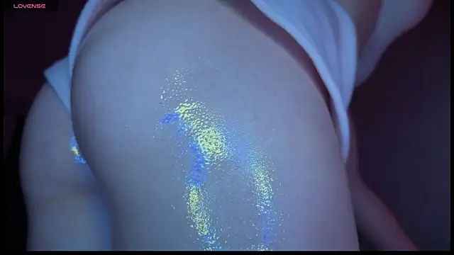 Snapshot of SusieEvans chatting on 10/03/25, 02:25 SusieEvans online show from 10/03/25, 02:25