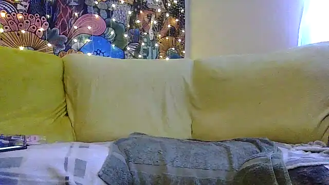 Snapshot of freyadivine chatting on 01/09/25, 12:19 freyadivine online show from 01/09/25, 12:19