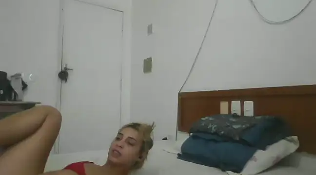 Gabrielleof online show from 12/31/24, 01:08