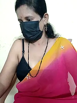 Snapshot of akshara_22 chatting on 01/20/25, 04:12 akshara 22 online show from 01/20/25, 04:12