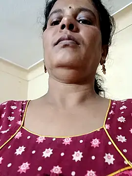 Snapshot of akshara_22 chatting on 01/31/25, 04:14 akshara 22 online show from 01/31/25, 04:14