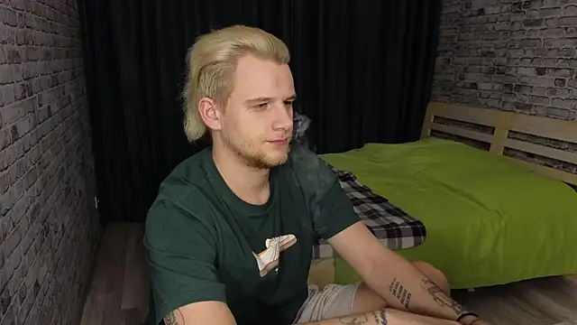 koosssttyaa online show from 01/08/25, 02:03