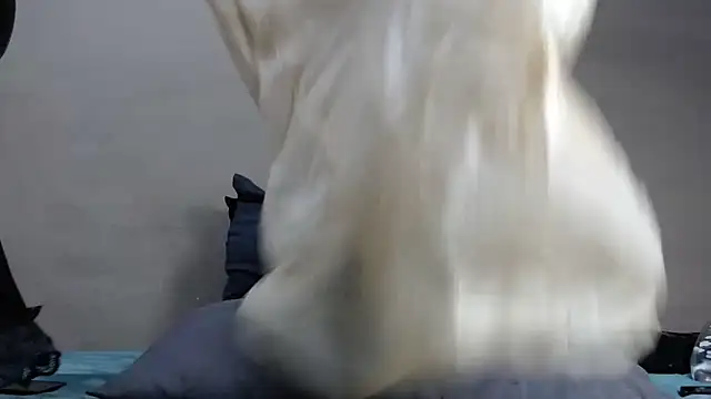 BustyMelonssXXXX online show from 04/16/26, 07:47