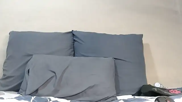 BustyMelonssXXXX online show from 05/28/26, 06:10