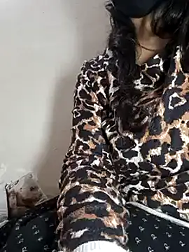 Snapshot of Anamika_Kapoor chatting on 12/22/24, 10:36 Anamika Kapoor online show from 12/22/24, 10:36