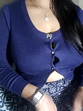 Snapshot of Anamika_Kapoor chatting on 01/30/25, 11:33 Anamika Kapoor online show from 01/30/25, 11:33