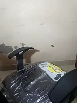 Snapshot of Anamika_Kapoor chatting on 02/27/25, 08:31 Anamika Kapoor online show from 02/27/25, 08:31