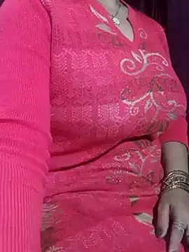 Snapshot of Anamika_Kapoor chatting on 03/08/25, 08:25 Anamika Kapoor online show from 03/08/25, 08:25