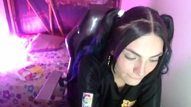 ReiLyMalkova online show from 03/05/25, 12:59