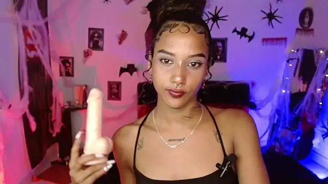 Chelsea  2 online show from 10/23/25, 05:12