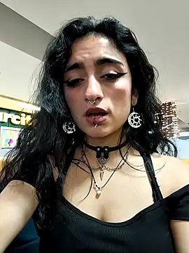 Lila Desiree online show from 01/12/26, 12:05