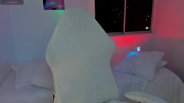 Eileenford  online show from 12/18/24, 12:10