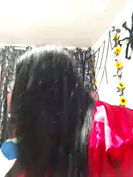 ScarletthJhonson- online show from 10/28/25, 12:03