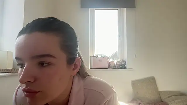 maisiesmithx online show from 03/14/26, 12:21