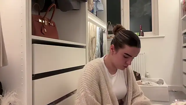 maisiesmithx online show from 03/28/26, 09:25