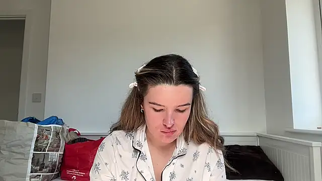 maisiesmithx online show from 04/07/26, 12:27