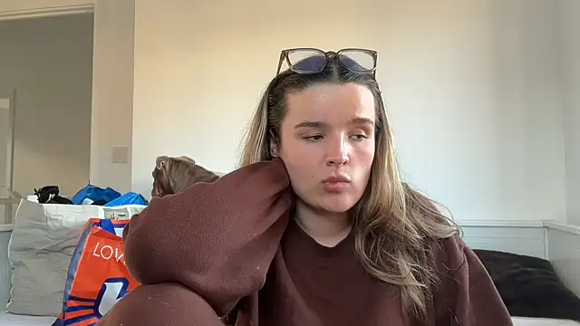 maisiesmithx online show from 04/13/26, 05:51