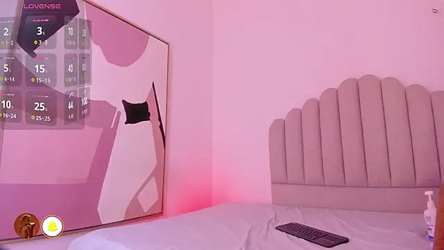 Nikki Angel  online show from 02/06/26, 07:28