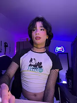 sue   0 online show from 02/22/25, 03:34