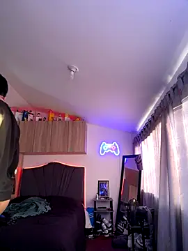 sue   0 online show from 11/06/25, 09:59