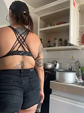 ValenG023 online show from 03/21/25, 07:46