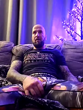 Beardedtattood online show from 01/04/25, 02:35