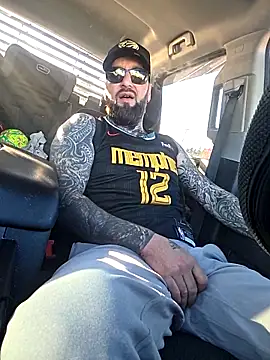 Beardedtattood online show from 11/04/25, 02:16