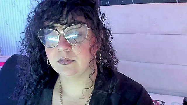 Snapshot of Reginavegaa chatting on 05/09/26, 09:25 Reginavegaa online show from 05/09/26, 09:25