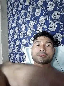 Snapshot of Diogo100 chatting on 06/20/26, 05:16 Diogo100 online show from 06/20/26, 05:16