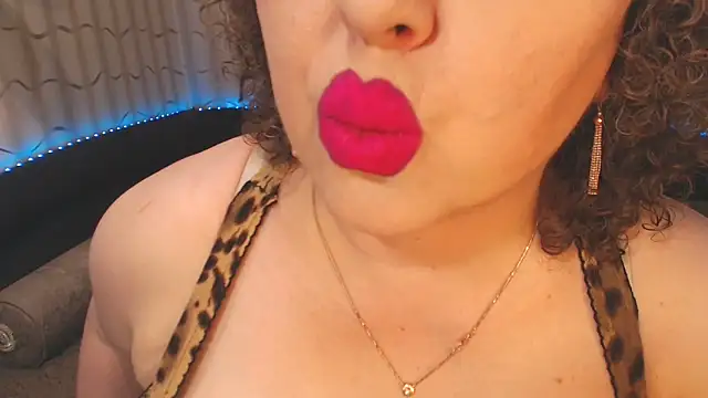 BustyKatty online show from 03/07/25, 09:27