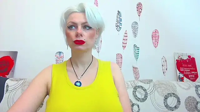 ForeverBarbie  online show from 02/14/26, 10:28