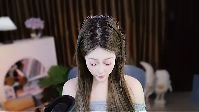 Arwyn-rr online show from 04/20/26, 11:57