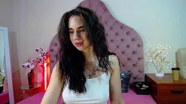 Erikka   online show from 07/02/26, 07:03