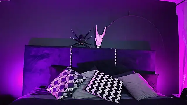 Aylen darkmoor online show from 10/16/25, 08:54