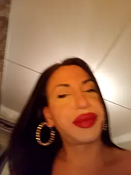 Snapshot of Daniela92@xh chatting on 11/26/25, 06:09 Daniela92xh online show from 11/26/25, 06:09