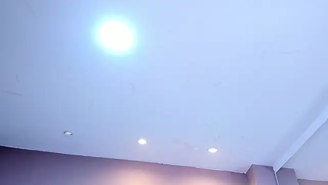 Violet Grace online show from 03/04/25, 09:54