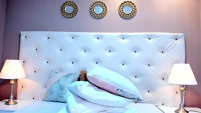 Violet Grace online show from 03/06/25, 04:17