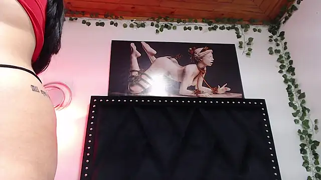 Naia x online show from 02/04/25, 10:34