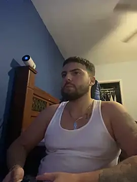 Snapshot of MasterKvn chatting on 12/25/24, 10:28 MasterKvn online show from 12/25/24, 10:28