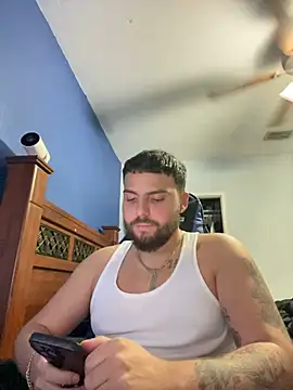 Snapshot of MasterKvn chatting on 12/27/24, 06:46 MasterKvn online show from 12/27/24, 06:46