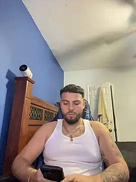 Snapshot of MasterKvn chatting on 01/17/25, 05:11 MasterKvn online show from 01/17/25, 05:11