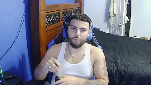 Snapshot of MasterKvn chatting on 01/25/25, 09:04 MasterKvn online show from 01/25/25, 09:04