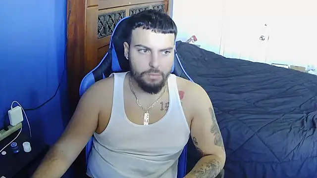 Snapshot of MasterKvn chatting on 02/10/25, 09:47 MasterKvn online show from 02/10/25, 09:47