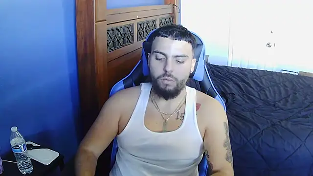 Snapshot of MasterKvn chatting on 02/28/25, 09:01 MasterKvn online show from 02/28/25, 09:01