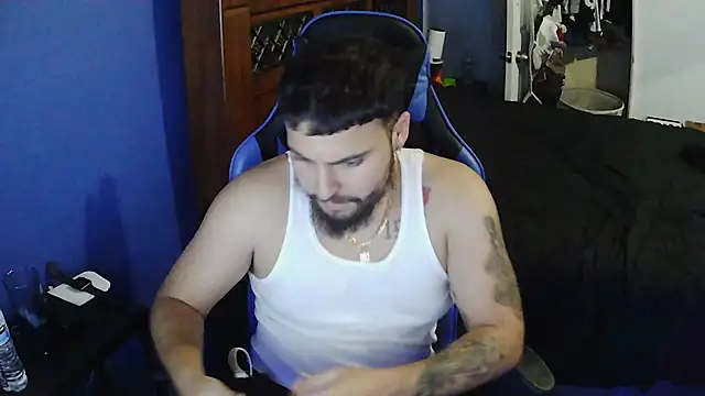 Snapshot of MasterKvn chatting on 03/20/25, 06:19 MasterKvn online show from 03/20/25, 06:19