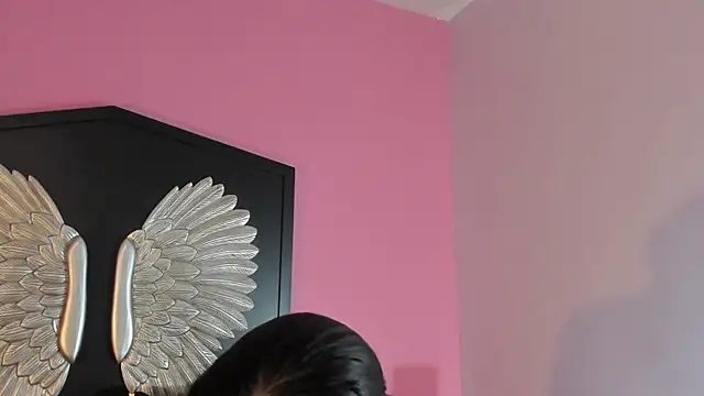 lupeebony online show from 07/08/26, 07:51