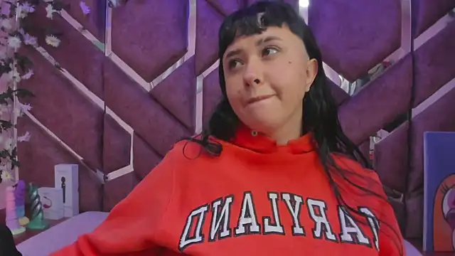 Victoria Rossy online show from 02/03/26, 08:14