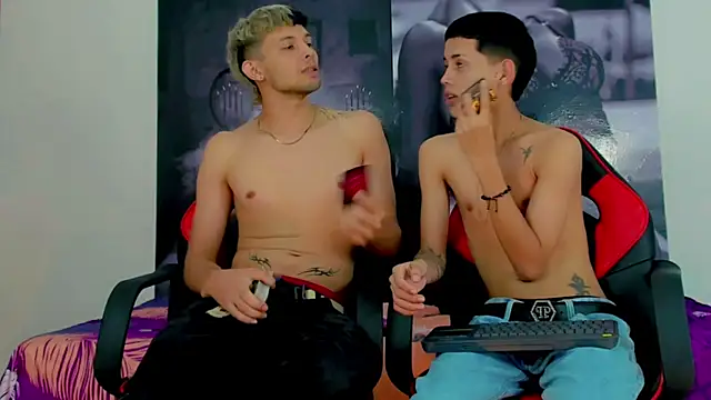 Snapshot of migueyalejo_teens chatting on 12/05/24, 02:31 migueyalejo teens online show from 12/05/24, 02:31