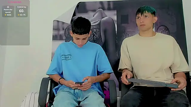 Snapshot of migueyalejo_teens chatting on 01/04/25, 07:23 migueyalejo teens online show from 01/04/25, 07:23